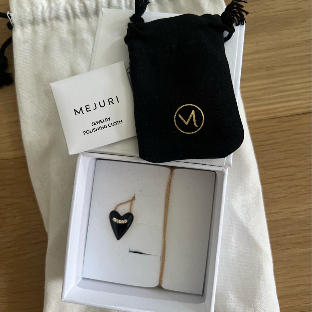 NWT MEJURI Necklace